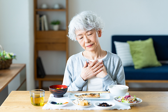 お腹が空いていなくても食べてしまう理由